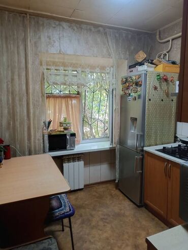 иссык куль недвижимость: 2 бөлмө, 41 кв. м, Хрущевка, 1 кабат, Косметикалык ремонт