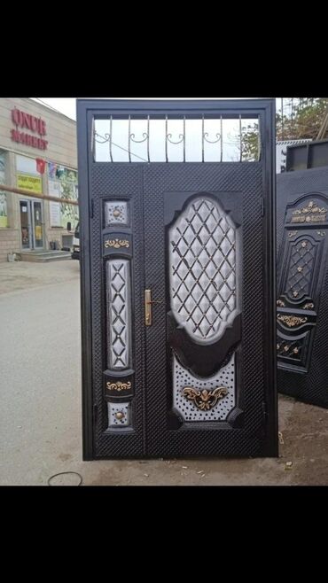 Giriş qapıları: Yeni Giriş qapısı Zəmanətli, Ödənişli quraşdırma, Ödənişli çatdırılma -da lalafo.az — 15 Giriş qapıları: Yeni Giriş qapısı Zəmanətli, Ödənişli quraşdırma, Ödənişli çatdırılma — 15