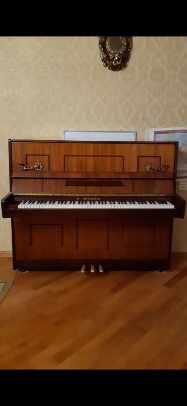 Pianolar: Piano, Belarus, Akustik, Yeni