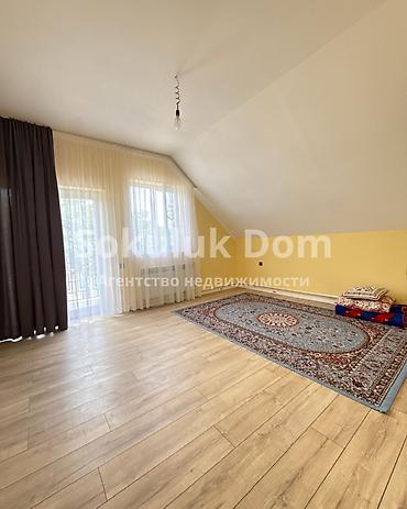 Продажа коттеджей и домов: 🏠Продаётся дом в с. Романовка 🟡Комнаты: 5 🟡Участок: 13 соток (по факту — 12