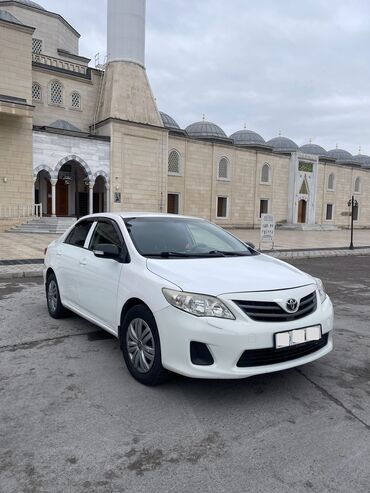 Toyota: Toyota Corolla: 2010 г., 1.6 л, Автомат, Бензин, Седан — 3