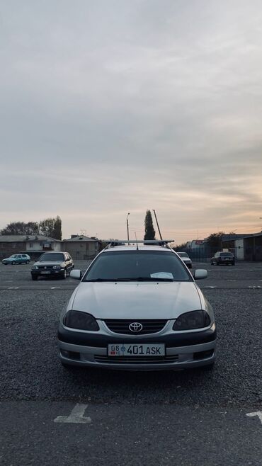 купить запчасти на опель вектра б: Toyota Avensis: 2001 г., 1.8 л, Механика, Бензин, Универсал