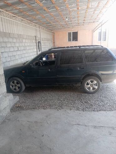 корейский машины: Volkswagen Passat CC: 1993 г., 2 л, Механика, Бензин, Универсал