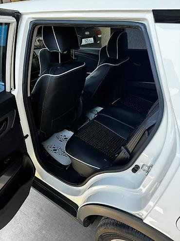 e6 3: Ssangyong Tivoli: 2020 г., 1.6 л, Типтроник, Дизель, Кроссовер — 6