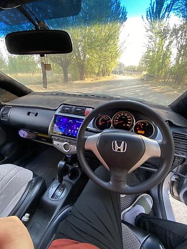 Hafei: Honda Fit: 2002 г., 1.5 л, Автомат, Бензин, Хетчбек lalafo.kg да — 9 Hafei: Honda Fit: 2002 г., 1.5 л, Автомат, Бензин, Хетчбек — 9