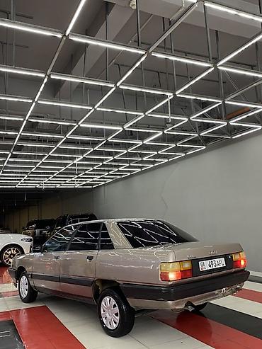 Audi: Audi 100: 1988 г., 1.8 л, Механика, Бензин, Седан — 16