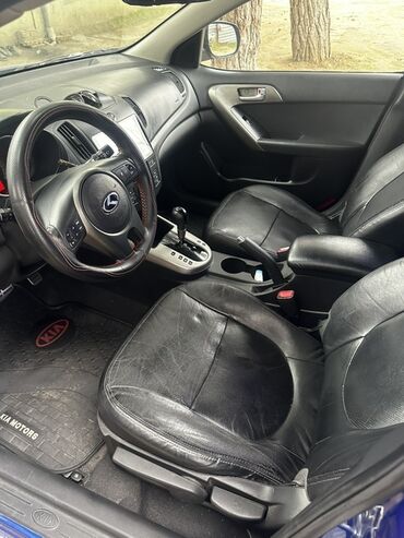 Kia: Kia Cerato: 2 l | 2009 il Sedan — 27