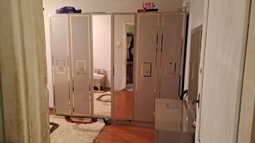 tek yataqlar: 2 односпальные кровати, Шкаф, Трюмо, 2 тумбы, Новый