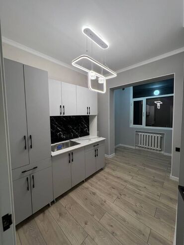 срочно продаю в связи с переездом: 2 комнаты, Агентство недвижимости, Без подселения, С мебелью полностью