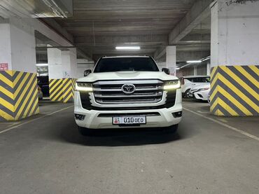 бак для машины: Toyota Land Cruiser: 2024 г., 3.5 л, Автомат, Бензин, Внедорожник