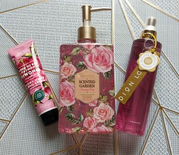 az.oriflame.com daxil: Kosmetik dəst, 3 məhsul, Yeni, Ünvandan götürmə