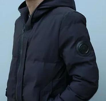 Zimske jakne: Muška zimska parka – crna - Duža parka kroja do sredine butina za — 15