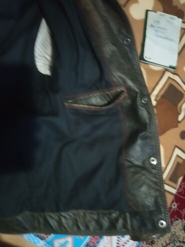 Kurtkalar: Kurtka, Dəri, Payız, Boss — 24