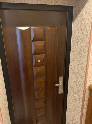 Uzunmüddətli kirayə mənzillər: 28 mayda yaxınlığında amerika səfirliyinə yaxın 5 mertebeli binanın — 12