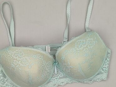 Women: Women`s bra, Padded