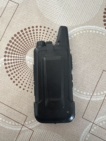 диктафоны: Рация портативная UHF в наличии 2 штук - Диапазон: UHF (маркировка