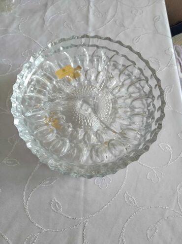 qozlu ballı tort: Tort və şiriniyyat qabı