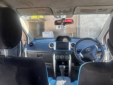 isis toyota: Toyota Ist: 2002 г., 1.5 л, Автомат — 10