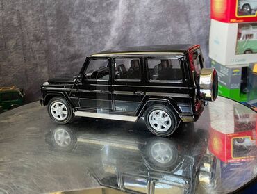 Avtomobil modelləri: Mercedes, 2009 il, 1:24, Dəmir, Ödənişli çatdırılma — 25