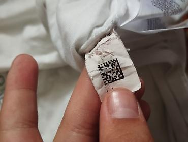 Футболки: Футболка Ellesse, белая, с крупным фирменным логотипом на груди — 5