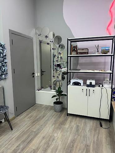 aff parkda kiraye evler: AFF Business house mərkəzinin 1-ci mərtəbəsində yerləşən, 40 m² sahəsi — 3