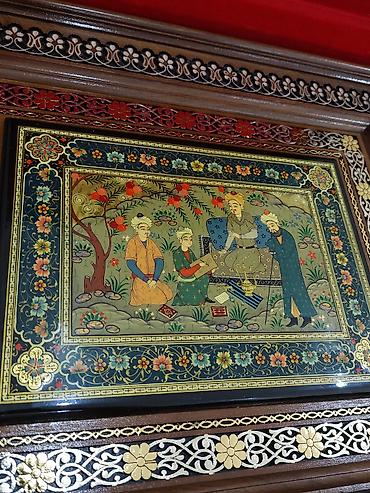 ucuz parcalar: Zərif naxışlı dekorativ tablo və xüsusi hədiyyə qutusu komplekti — 4