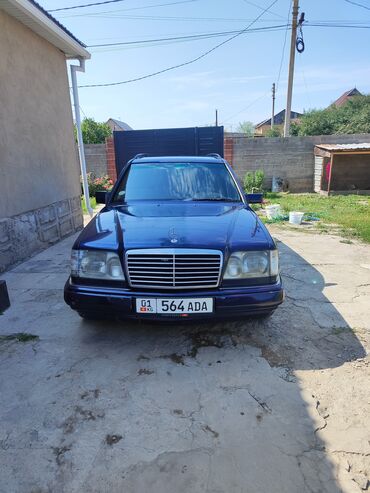 мерседес 124 2 0: Mercedes-Benz 220: 1994 г., 2.2 л, Механика, Бензин, Универсал