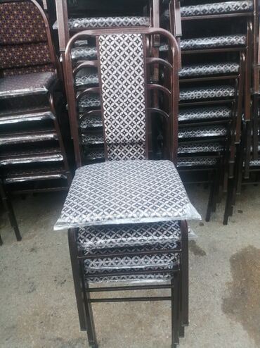 Stullar: Stol stul desti anbardan satiş var Modellər coxdur Rəng secimi etmək — 19