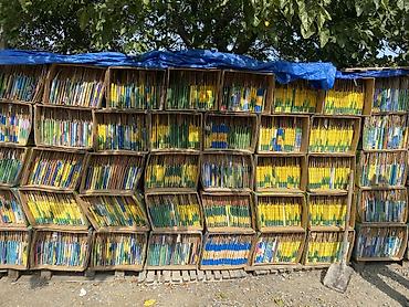 Banan Karopkası teze açığ 0.70 köhne açığ 0.50 teze kutu 1 manat lalafo.az -da — 5 Banan Karopkası teze açığ 0.70 köhne açığ 0.50 teze kutu 1 manat — 5