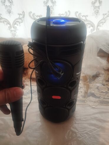 Фото и видеокамеры: Bluetooth portativ səsgücləndirici + mikrofon seti - Şaquli qüllə