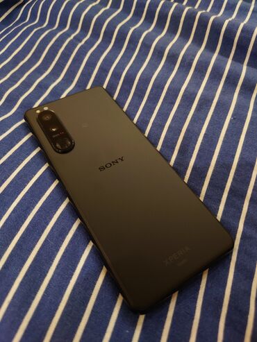 новые телефон: Sony Xperia 5 III, Новый, 128 ГБ, цвет - Черный, 2 SIM