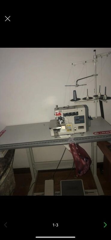Промышленные швейные машинки: Примой автомат и 4х Нитка пол автомат машинки