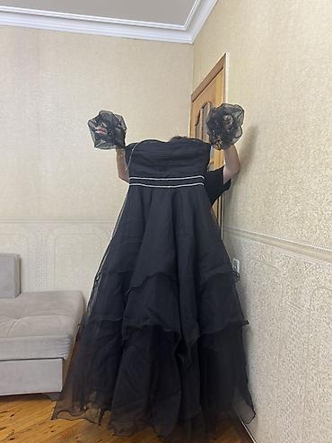 Qara ziyafət/gecə paltarı - Model: strapless (çiyin açıq), A-kəsim