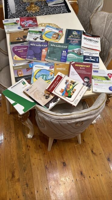 Tədris ədəbiyyatı: Orta məktəb fənləri üzrə dərslik və test vəsaitləri dəsti Məzmun: - — 2