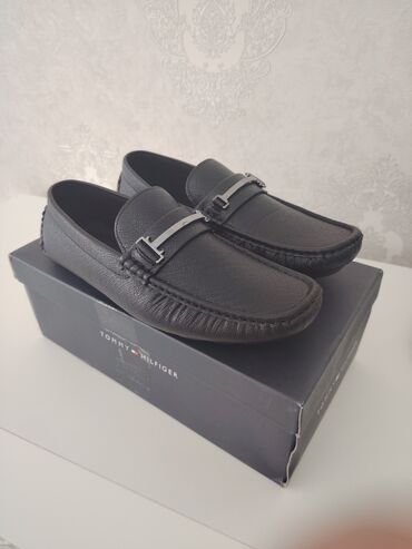 honor band 5 бишкек: Tommy Hilfiger Loafer
Orijinaldır Yenidir qutusunda
42 ölçüdür