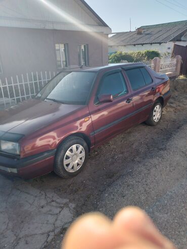 авто печ: Volkswagen Vento: 1992 г., Механика, Бензин
