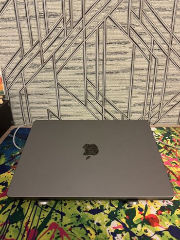 Apple MacBook: Yeni Apple MacBook, 14.1 ", Apple M3, 512 GB, Pulsuz çatdırılma, Ünvandan götürmə — 3