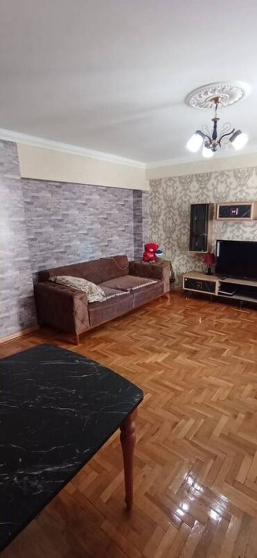 Uzunmüddətli kirayə mənzillər: Çox səliqəlidir və metroya 3 dəq məsafə. Xətai rayonu (Xətai metrosu — 10