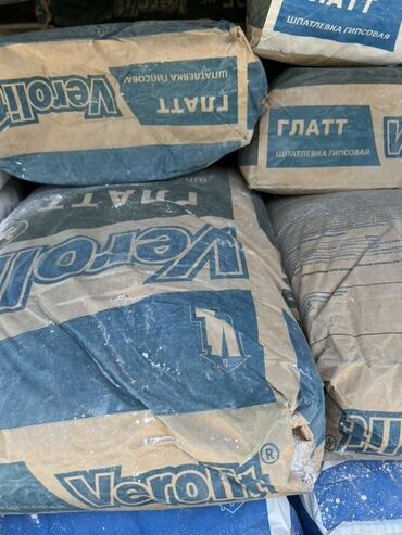 шпаклевка мешок цена: Гипсовая шпатлевка Verolit Glatt предназначена для выравнивания стен и