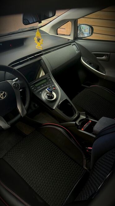 Toyota: Toyota Prius: 2011 г., 1.8 л, Автомат, Бензин, Хэтчбэк — 7