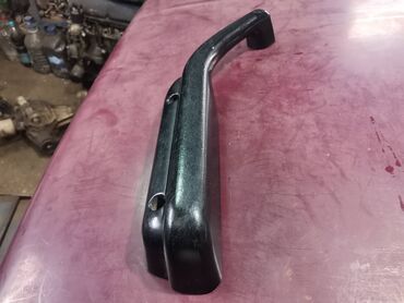 Auto delovi: Ručke desnih vrata Lada 21213,21214 Niva . Plasticna. originalna — 6