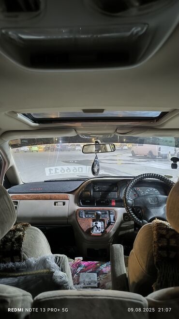 срочно продаю афто: Honda Odyssey: 3 л, Автоматтык, Бензин, Вэн/Минивэн
