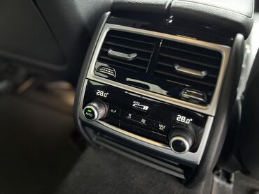 BMW: BMW 7 series: 2018 г., 2 л, Автомат, Бензиновая, Седан — 10