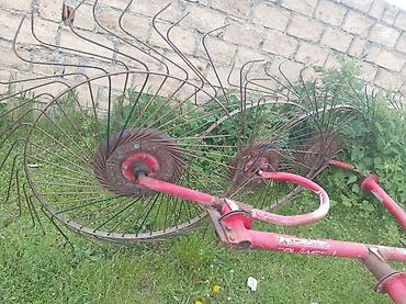su matoru gidrafon: Ot yığımı üçün traktor qoşqusu – barmaqlı fırlanan çarxlı ot yığan — 2
