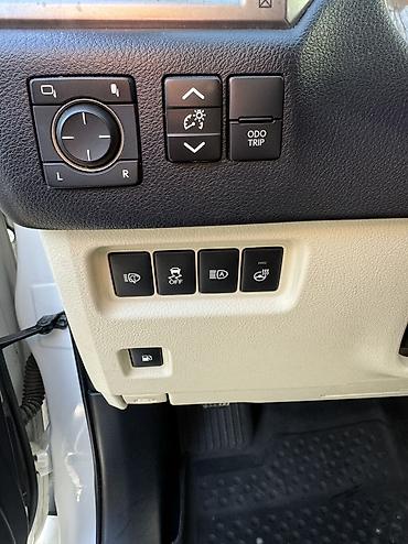 Lexus: Lexus GX: 2022 г., 4.6 л, Автомат, Бензин, Внедорожник — 25