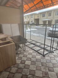 работа в бишкеке швейный цех: Продаю мебель Витрина+подсветка Все работает Состояние хорошая