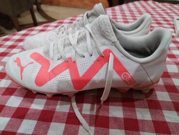 adidas patike za fudbal za decu: Puma, Size - 37