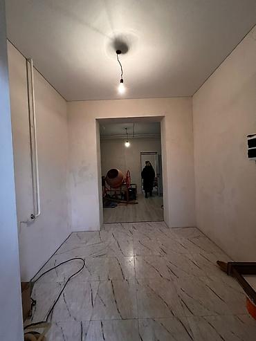 Продажа коттеджей и домов: Уй сатылат!!! Адрес Шамалды-Сай шаары, улица Ажыканов-88. Участок 10 — 6