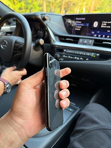 Apple iPhone: IPhone X, Черный — 3