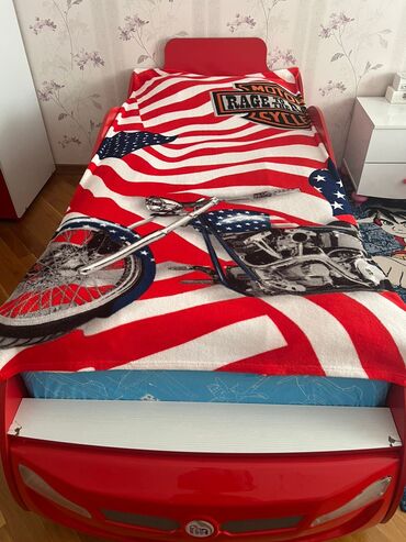 tek çarpayi: Готовый, Кровать-машина, С матрасом, Без выдвижных ящиков